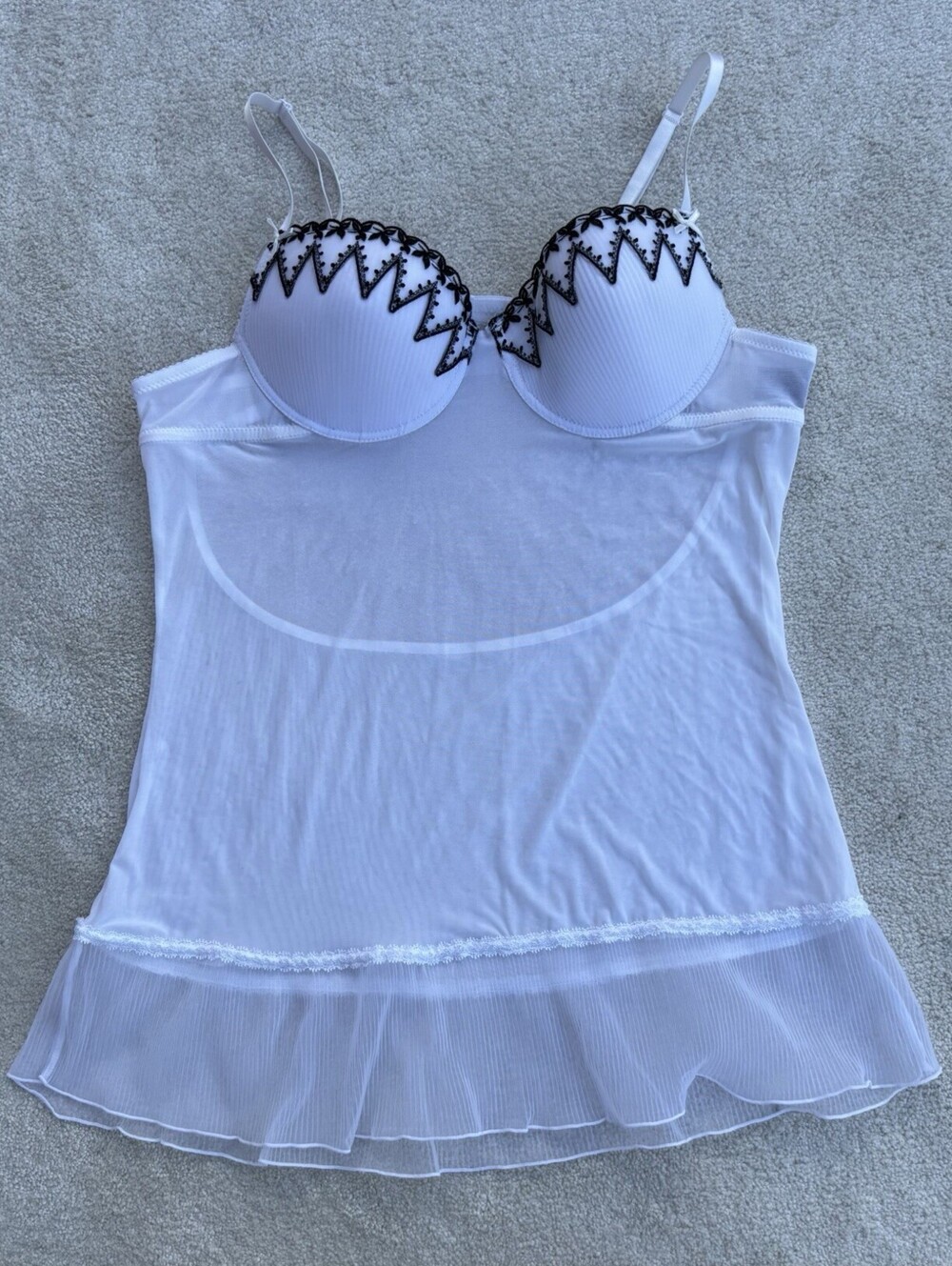 Madison Women’s Intimates XL White And Black Lace Top Slip Gown Padded Cups